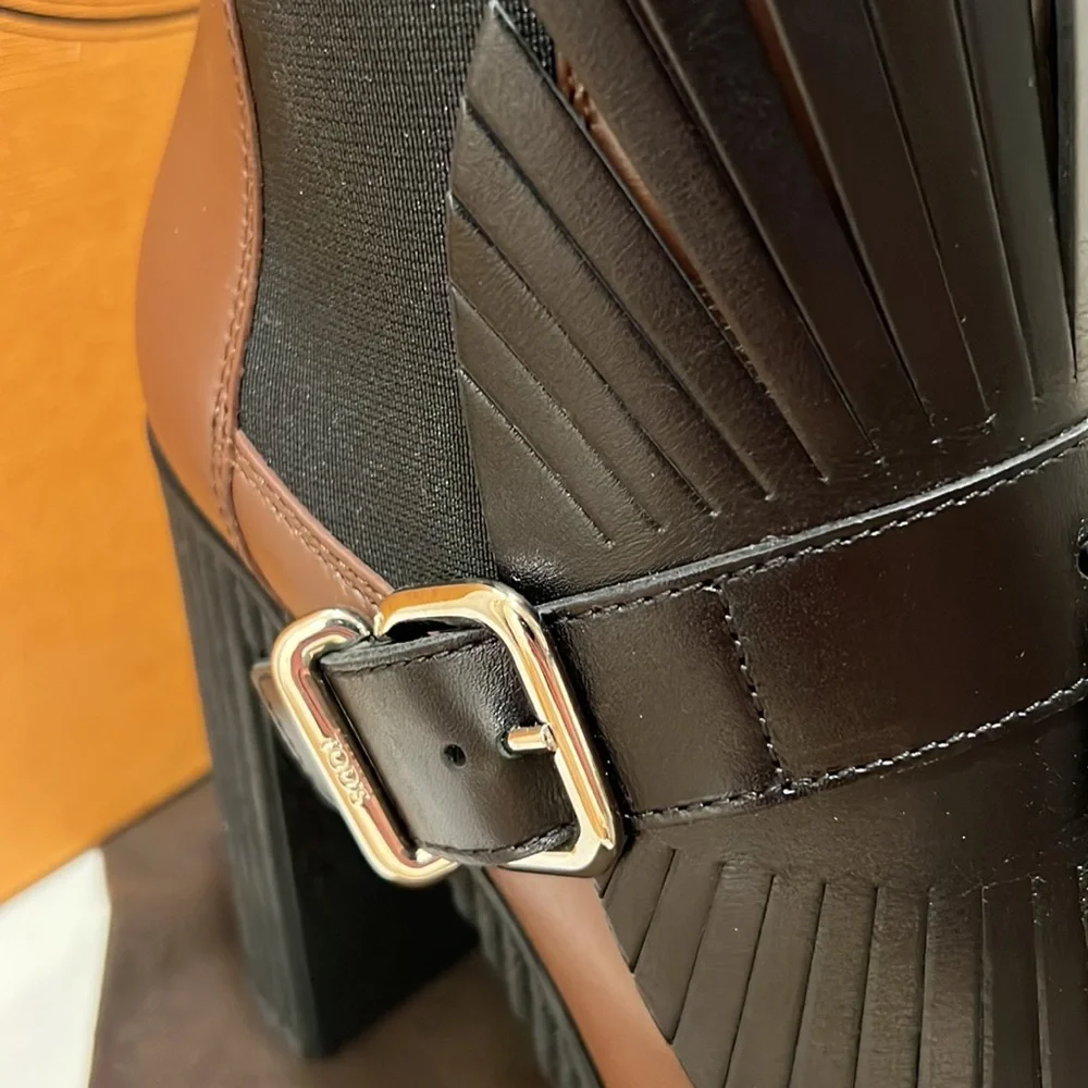 Tod's Gomma T115 64A Tron Ghetta Bootie - Picture 9 of 16